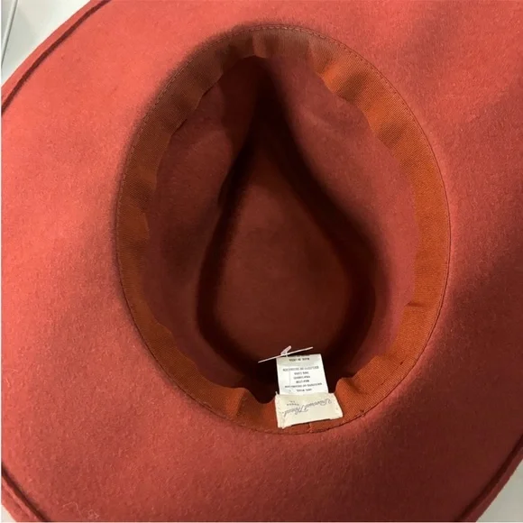 Universal Thread Rust Hat with Patterned Band - Picture 5 of 7